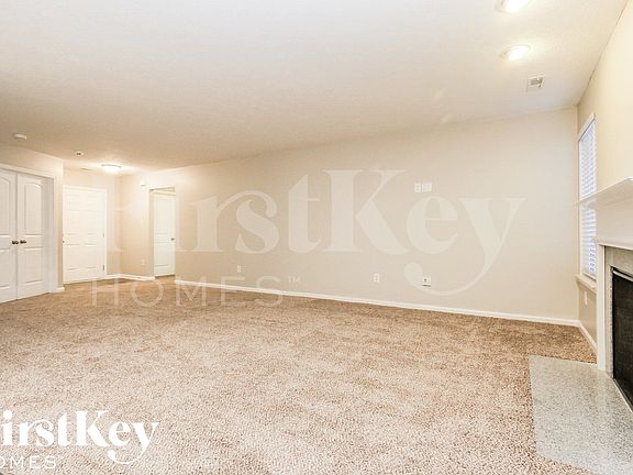 3rd image of 8126 Oakley Ln