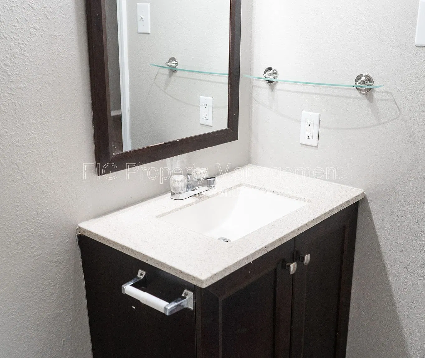 1 bed, 1.0 bath, 500 sqft, $850 — Photo 2