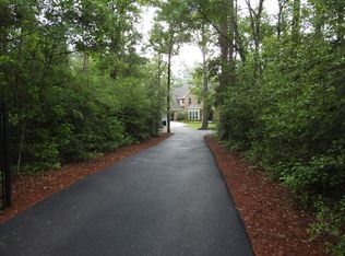 2 Riata Dr, Magnolia, TX 77354