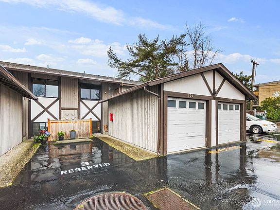 2nd image of 323 SW 112th Street #102
