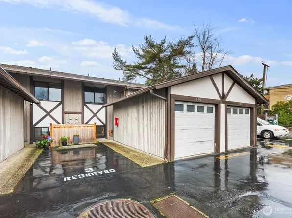 323 SW 112th Street #102, Seattle, WA 98146