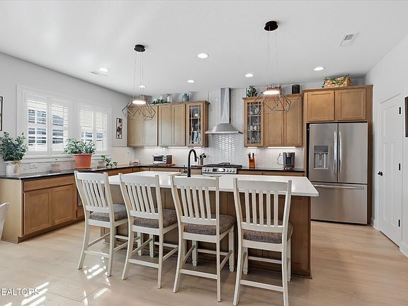 5th image of 8617 Yellow Aster Rd
