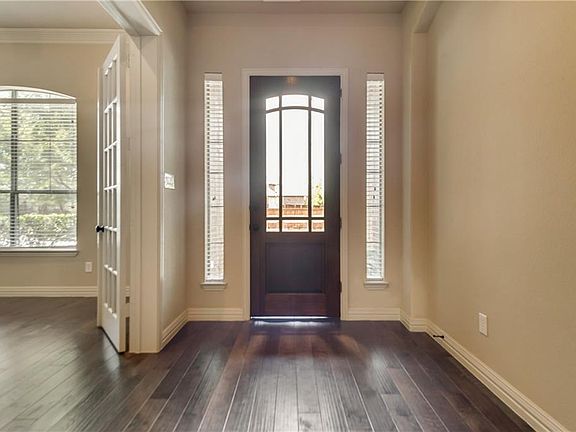3rd image of 12024 Sunny St