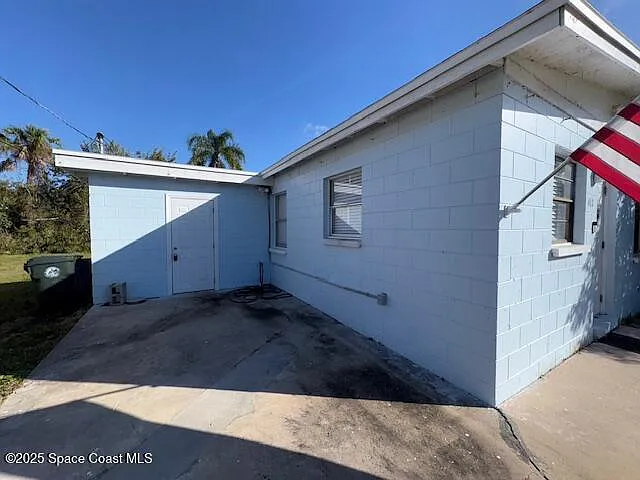 412 Clarence Rowe Ave — Photo 2