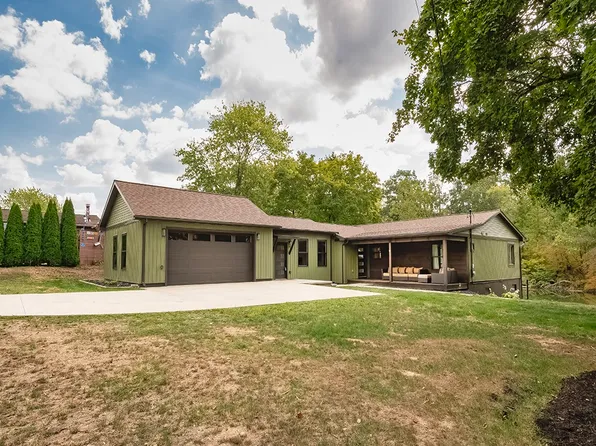 103 Short St, Fombell, PA 16123