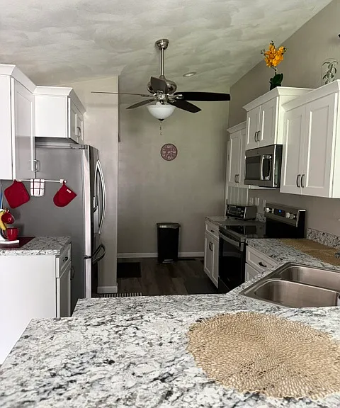 1504 English Pine Ln — Photo 11