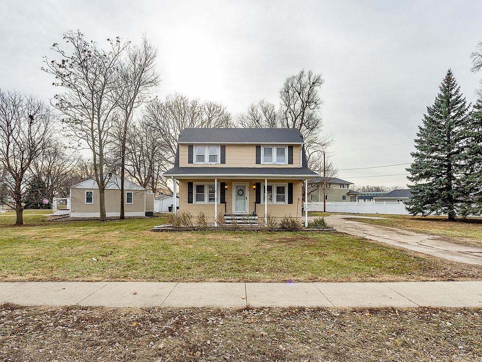 1st image of 310 Ashworth Dr