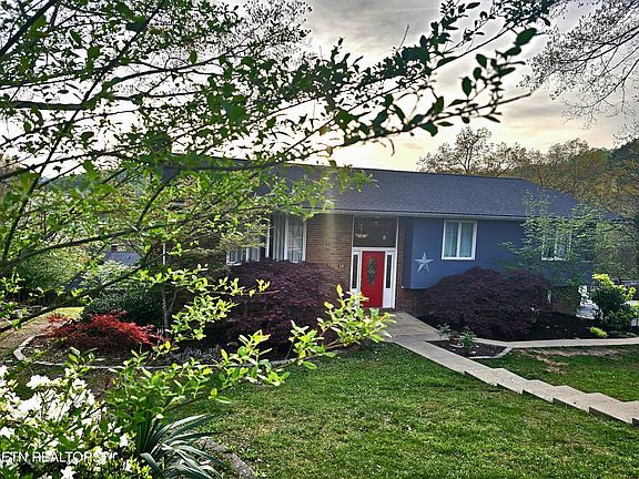 3rd image of 341 Quillen Dr