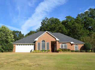 218 Creekside Dr, Pontotoc, MS 38863