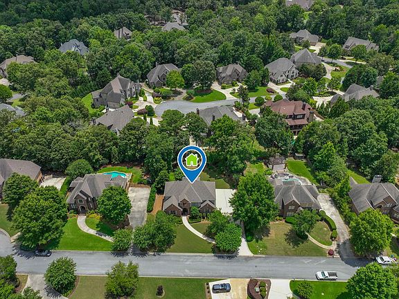 3rd image of 421 Ramsay Rd