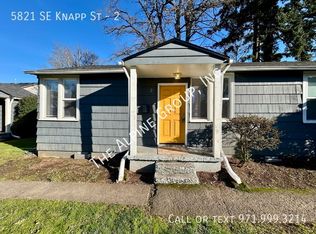 5821 SE Knapp St APT 2, Portland, OR 97206
