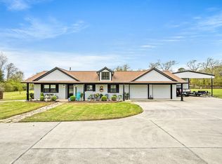 9602 Point Barrow Rd, Beach City, TX 77523