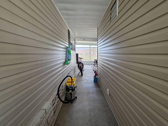 4th image of 184 Monterey Cypress Blvd
