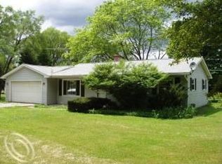 150 S Burkhart Rd, Howell, MI 48843