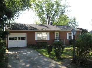 414 Chesterfield Dr, Downingtown, PA 19335