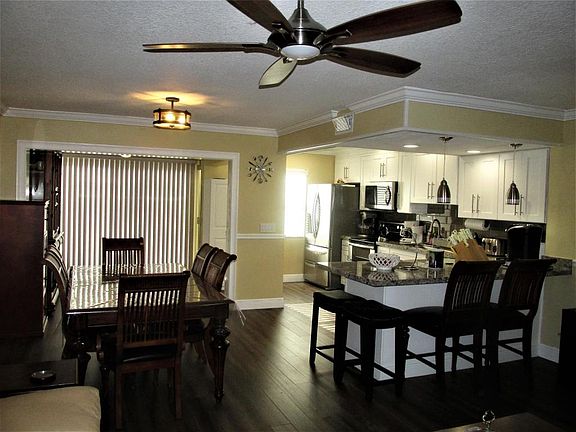3rd image of 14 Colonial Club Dr APT 103