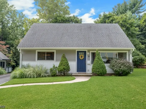 35 Sunrise Ter, Cedar Grove Twp., NJ 07009