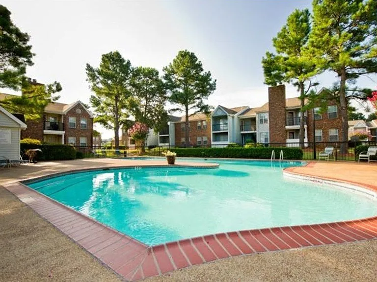 The District Apartments — Photo 17