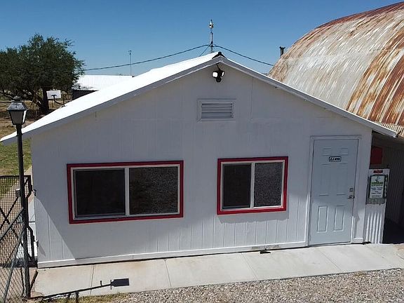 3rd image of 10655 E HIGHWAY 92 --