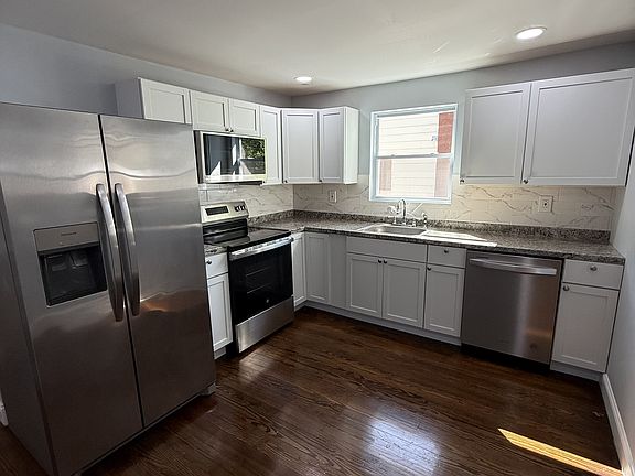 2nd image of 192 Rock St