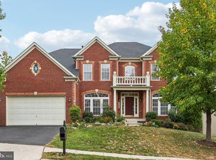 25686 Laughter Dr, Aldie, VA 20105