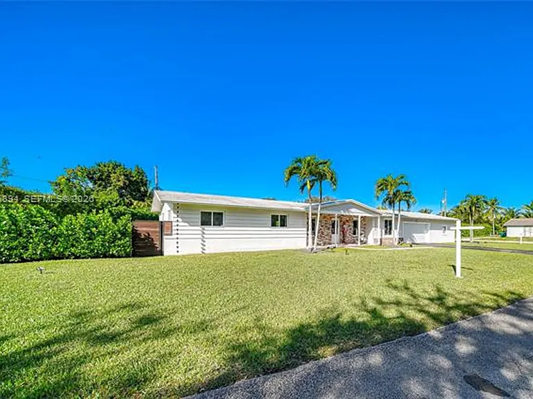 10600 SW 80th Ct — Photo 40