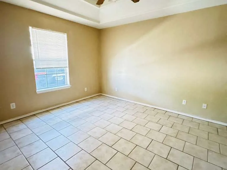 1509 Prosperity Dr #4 — Photo 6