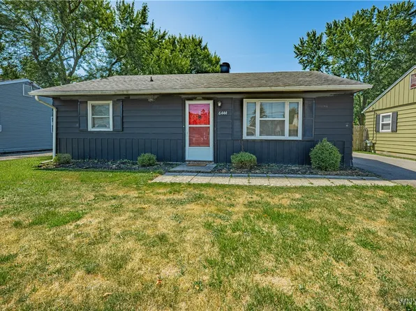 6444 Lincoln Ave, Lockport, NY 14094