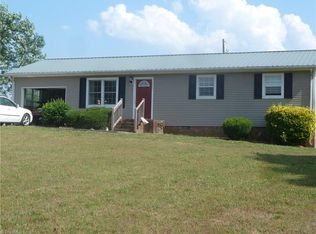 181 Byerly Rd, Lexington, NC 27295