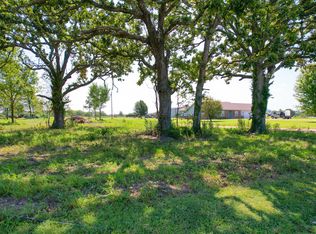 2002 N Main St, Jay, OK 74346