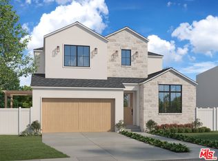 7919 Chase Ave, Los Angeles, CA 90045