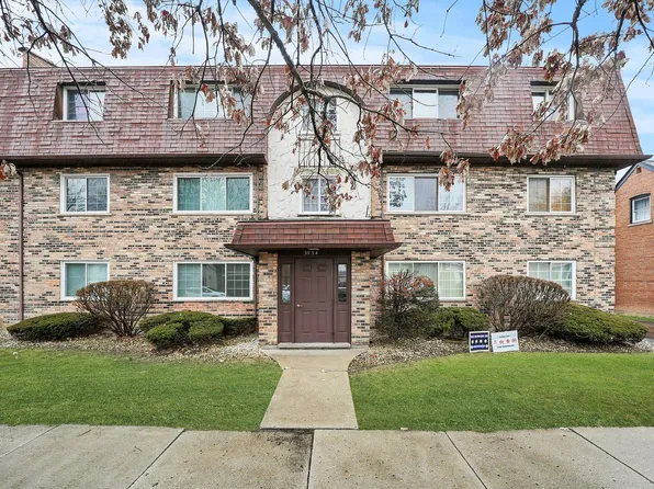 3934 W 104th St APT 3B, Chicago, IL 60655