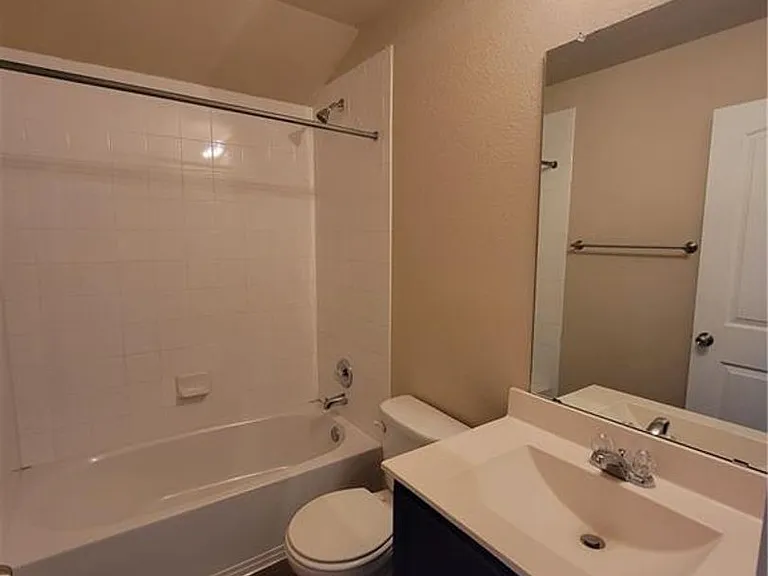 408 Luna Vista Dr — Photo 20