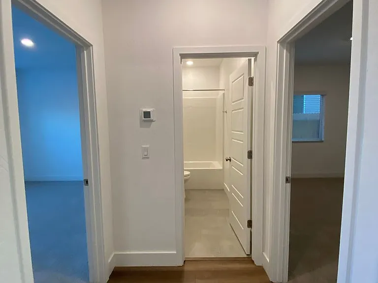 113 E Tyler Ave — Photo 15