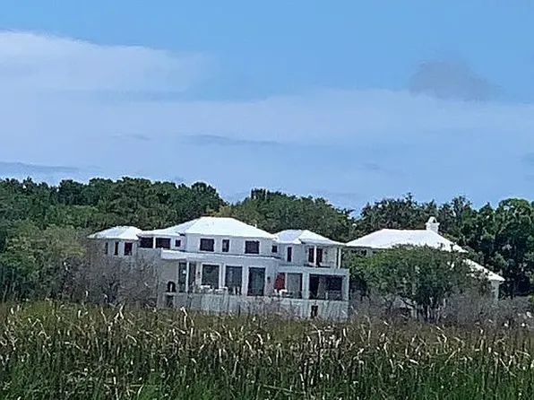 2630 Raven Dr, Sullivans Island, SC 29482