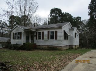 541 Crestwood Rd, Camden, AR 71701