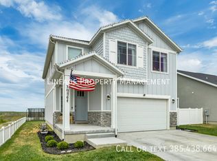 3056 S Shoreline Dr, Syracuse, UT 84075