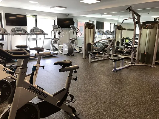 Rented by Loftey LLC | media 12