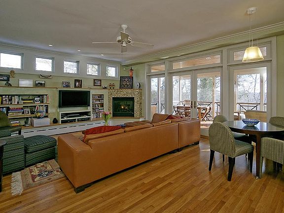 Stylish, Sunny and Sophisticated Colonial