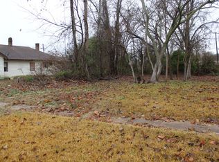 1009 Cherry St, Helena, AR 72342