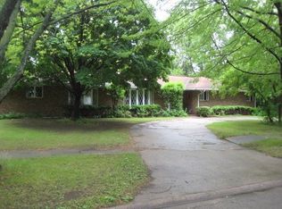 Chesson Ct, Wilmington, IL 60481