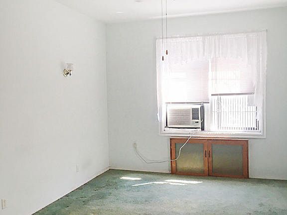 3rd image of 215 Hart Blvd APT 1F