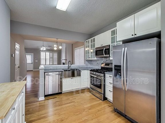 5th image of 1645 Heyford Cir NW