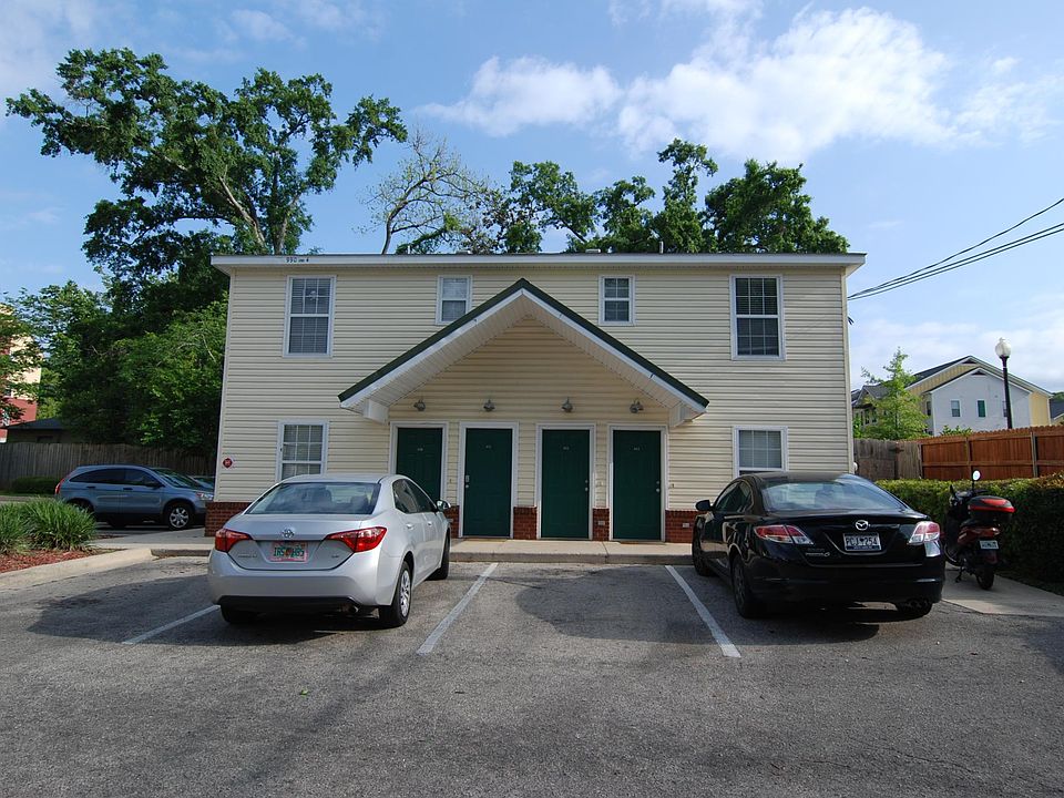 1st image of 990 W Brevard St APT 211