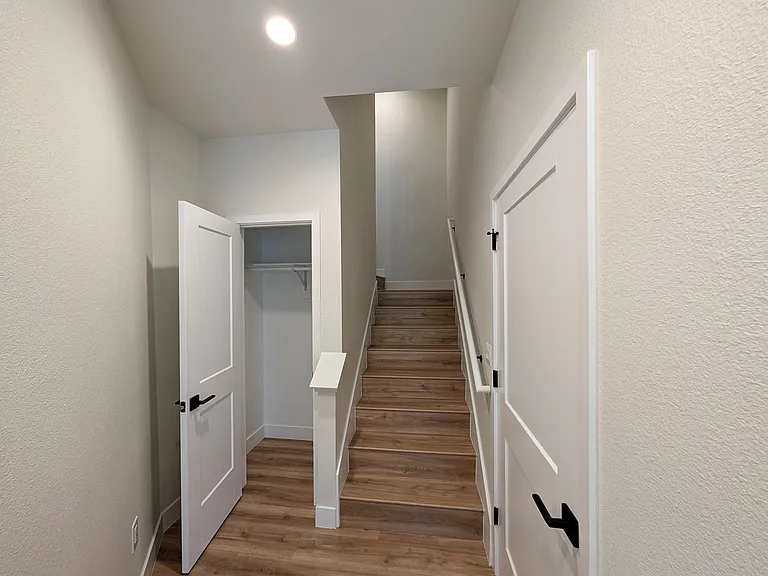 3033 N Speer Blvd #3 — Photo 3