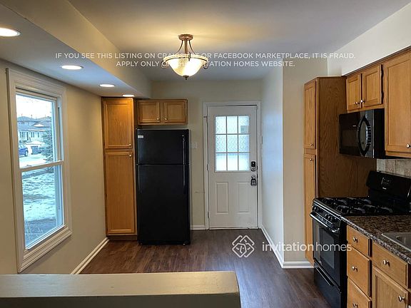 4th image of 16817 91st Ave