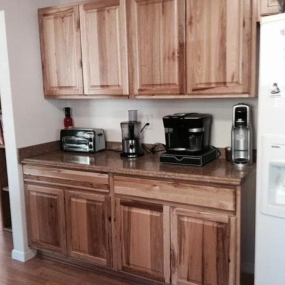 Kitchen has lots of storage