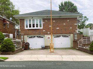 40 Dora St, Staten Island, NY