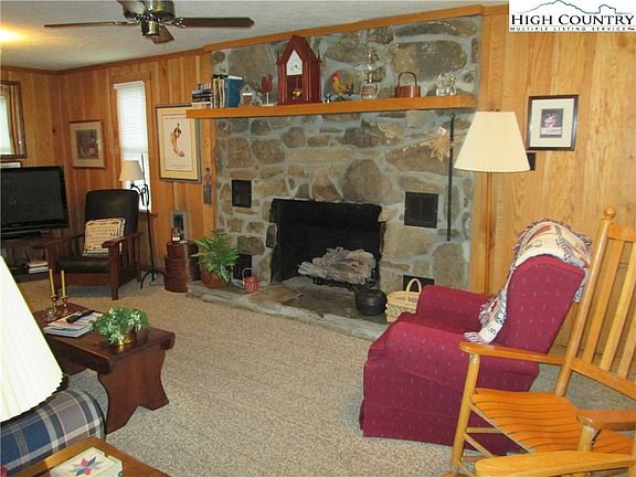 5th image of 142 N Riverwood Lane Lane