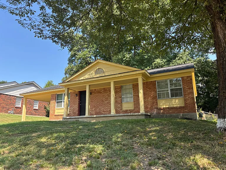 3154 Branch St — Photo 2